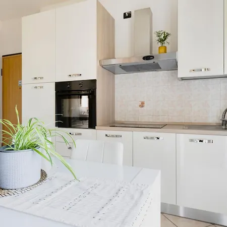 Hq Milano - Business & Long 4*