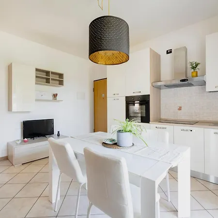 Hq Milano - Business & Long Aparthotel Cinisello Balsamo